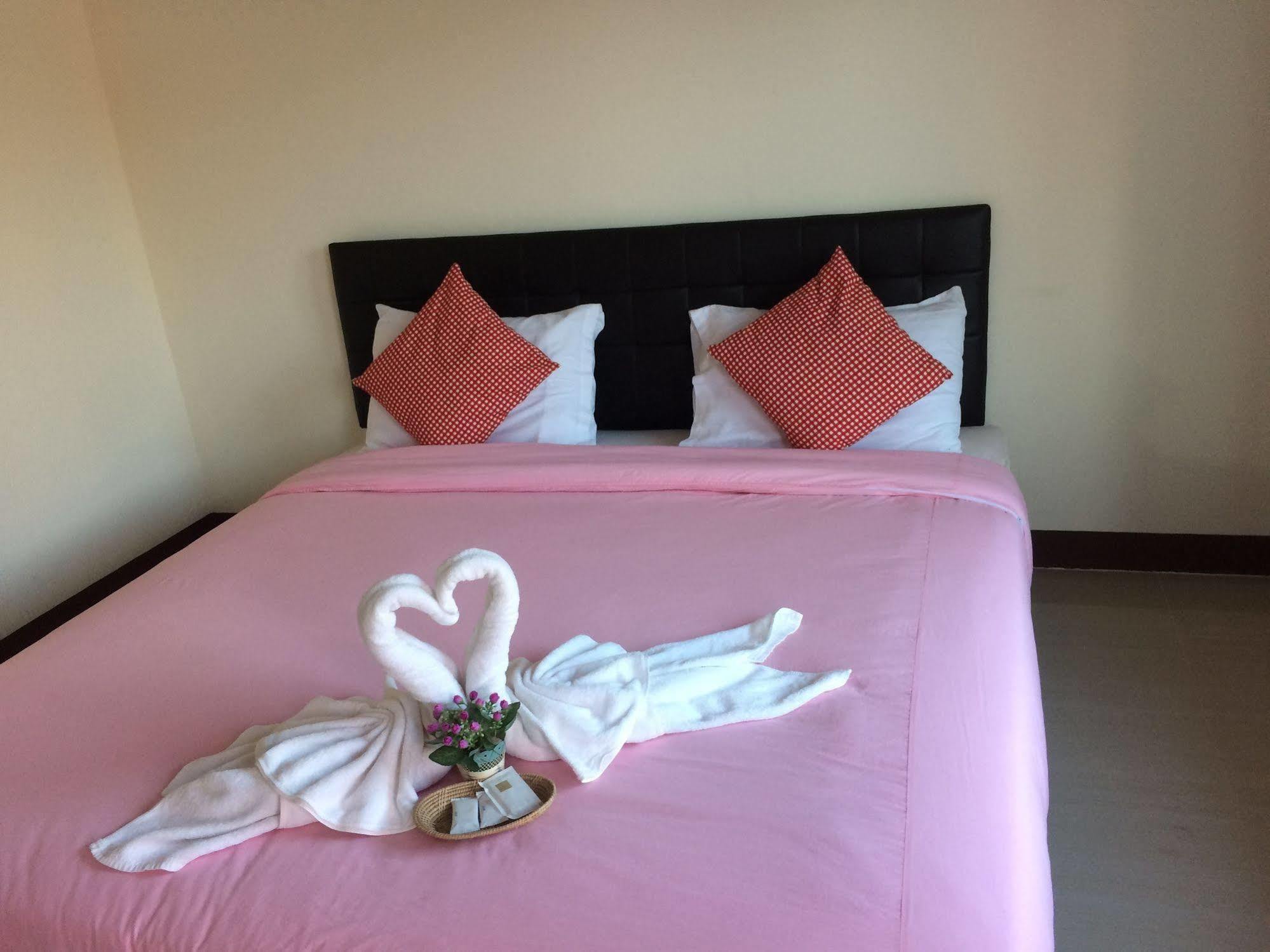 Thana Ville Resort Mae Sot Eksteriør billede
